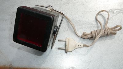 Лот: 14181765. Фото: 1. фотофонарь красный. Вспышки, осветители, рассеиватели