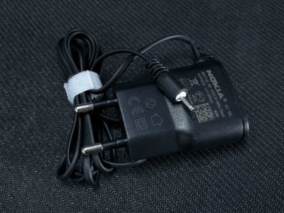 Лот: 19555433. Фото: 1. СЗУ AC-15E Nokia 6101 (тех.упак... Зарядные устройства, блоки питания, адаптеры сетевые для смартфонов