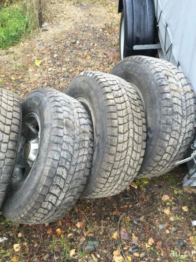 Лот: 10383852. Фото: 1. Резина и диски на Toyota Land... Шины на дисках