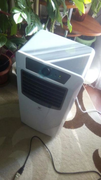 Лот: 9872648. Фото: 1. Мобильный кондиционер Royal Clima... Кондиционеры, сплит-системы