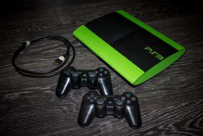 Лот: 8012647. Фото: 1. Sony PlayStation 3 Super Slim... Игровые приставки, консоли