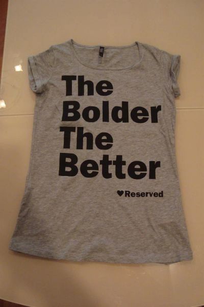 Лот: 3048598. Фото: 1. Футболка Reserved новая с надписью. Футболки, топы и майки