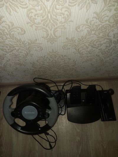 Лот: 20109333. Фото: 1. Руль игровой defender. Рули, джойстики