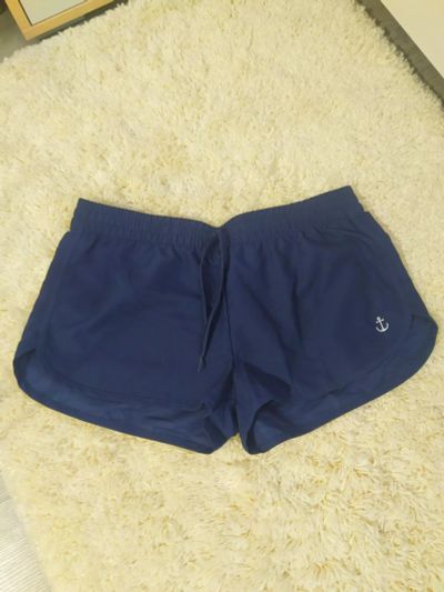 Лот: 19255396. Фото: 1. Шорты женские , 46-48 р. Брюки, джинсы, шорты