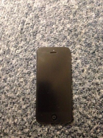 Лот: 6345412. Фото: 1. Iphone 5. Смартфоны