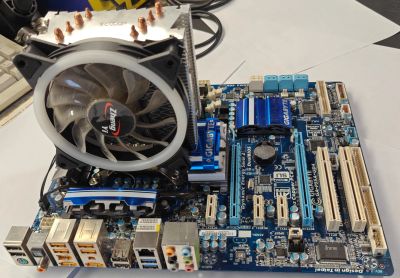 Лот: 25896143. Фото: 1. Комплект Gigabyte GA-P55A-UD4... Комплекты запчастей