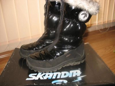 Лот: 3032388. Фото: 1. Теплая зима-холодная осень. Skandia... Другое (обувь)