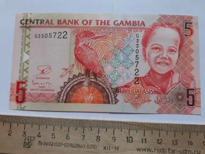 Лот: 25884965. Фото: 1. Гамбия 5 даласи 2013 год пресс. Америка