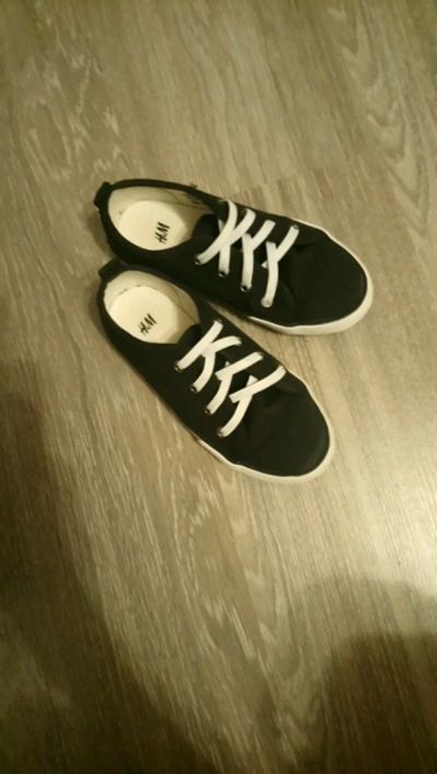 Лот: 12138084. Фото: 1. Кеды. Кеды, кроссовки