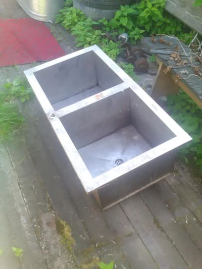 Лот: 8121952. Фото: 1. Мойка из нержавейки двойная. Мойки кухонные