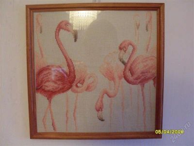 Лот: 886593. Фото: 1. вышитая картина "фламинго". Другое (ручная работа)