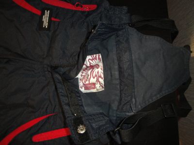 Лот: 4875762. Фото: 1. Костюм осенний Скорпион рост 104... Костюмы, пиджаки, комбинезоны