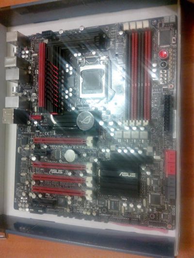 Лот: 4116589. Фото: 1. ASUS Maximus IV Extreme-Z LGA1155... Материнские платы