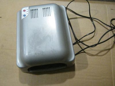 Лот: 25884302. Фото: 1. Лампа для ногтей УФ. Украшения, дизайн ногтей