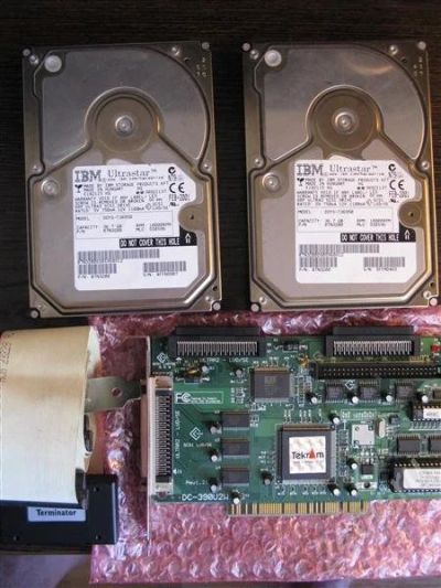 Лот: 378133. Фото: 1. 2 SCSI винта + контроллер Tekram... Жёсткие диски (HDD)