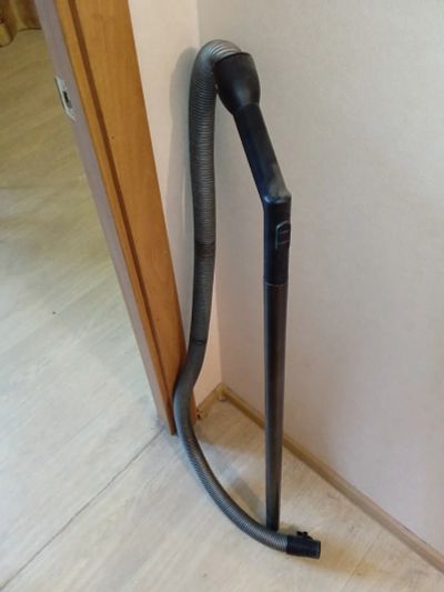 Лот: 25883718. Фото: 1. Патрубок шланг пылесоса с трубкой. Запчасти, комплектующие для пылесосов, утюгов