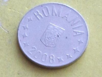Лот: 9009817. Фото: 1. Монета 10 бани Румыния 2008 герб... Европа