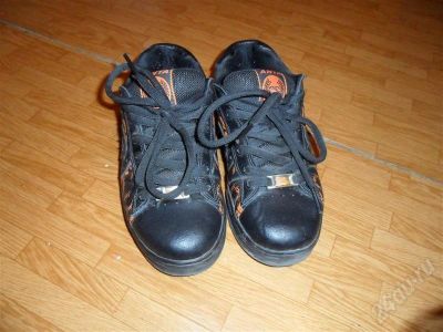 Лот: 652909. Фото: 1. шузы отличные удобные модные прикольные. Кеды, кроссовки, слипоны