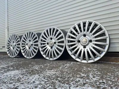 Лот: 22849774. Фото: 1. Комплект Оригинальных Литых дисков... Диски