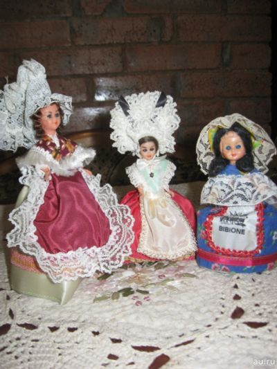 Лот: 14529235. Фото: 1. Винтажные куклы в старинных национальных... Куклы
