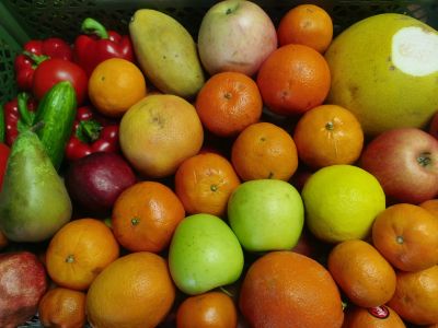 Лот: 22174660. Фото: 1. Коробочка фруктов. Овощи, фрукты, зелень