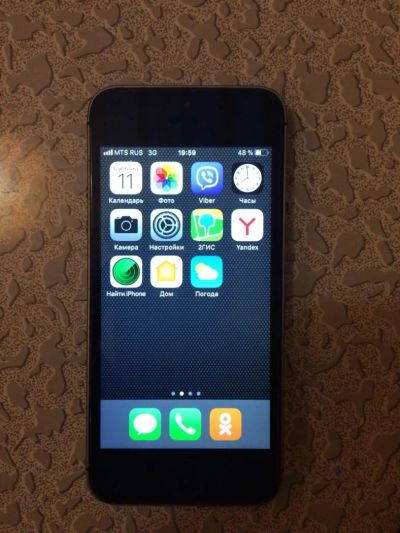 Лот: 10606176. Фото: 1. iPhone 5s 16 g. Смартфоны