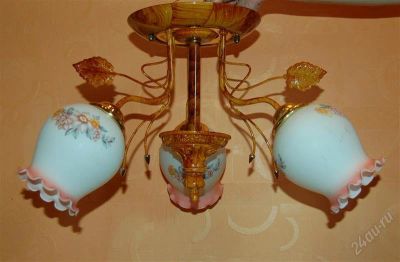 Лот: 931921. Фото: 1. Люстра с тремя плафонами, под... Другое освещение