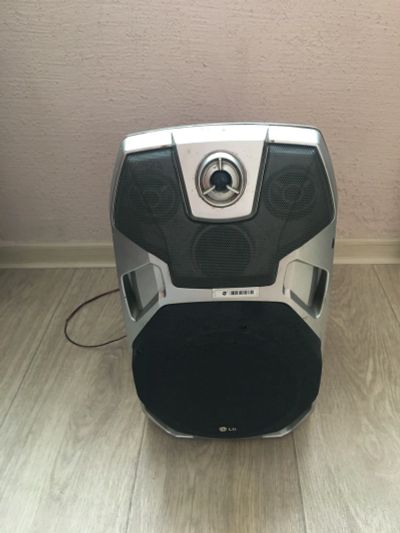 Лот: 17278524. Фото: 1. Колонка LG. Музыкальные центры, магнитолы