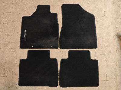 Лот: 25898436. Фото: 1. Комплект оригинальных ковриков... Чехлы, коврики, оплетки руля