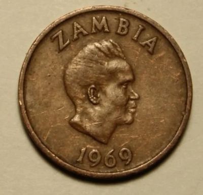 Лот: 18773365. Фото: 1. Замбия 1 нгве 1969 начало чекана... Африка