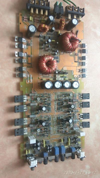 Лот: 16312226. Фото: 1. Плата от автоусилителя. Печатные платы