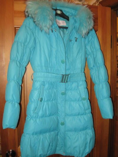 Лот: 4700248. Фото: 1. Пуховик на девочку-подростка 10-13... Верхняя одежда