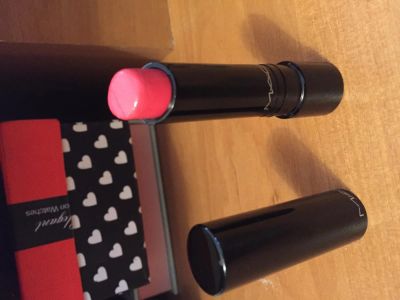 Лот: 5634978. Фото: 1. Помада MAC. Макияж