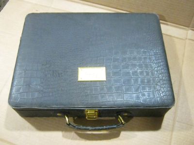 Лот: 25884264. Фото: 1. чемоданчик. Шкатулки