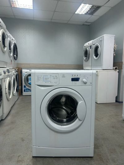 Лот: 25889852. Фото: 1. Стиральная машина (05227). Стиральные машины