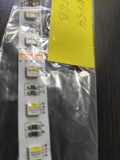 Лот: 18596628. Фото: 1. Отрезок светодиодной ленты RGBW... Светодиоды