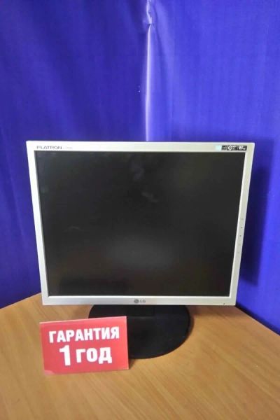Лот: 16990453. Фото: 1. Монитор lg flatron l1752s-sf. ЖК-мониторы
