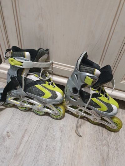 Лот: 20360294. Фото: 1. Роликовые коньки детские раздвижные... Роликовые коньки, скейтборды, самокаты