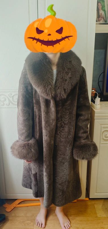 Лот: 25888951. Фото: 1. Шуба мутоновая женская. Размер... Верхняя одежда