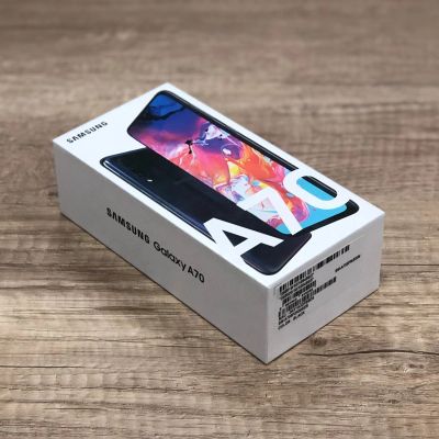 Лот: 14362462. Фото: 1. Смартфон Samsung Galaxy A70 (2019... Смартфоны