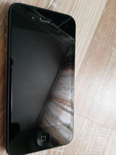 Лот: 6718179. Фото: 1. Iphone 4s. Смартфоны