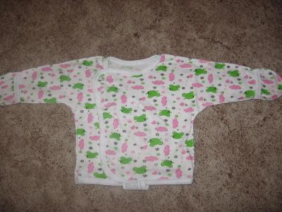 Лот: 3121748. Фото: 1. Распашонки тонкие царапки новые... Ползунки, распашонки, слипы