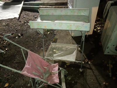 Лот: 16470125. Фото: 1. Пеленальный столик +детская коляска... Коляски