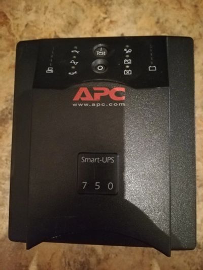 Лот: 16907198. Фото: 1. UPS APC 750 смарт. ИБП, аккумуляторы для ИБП
