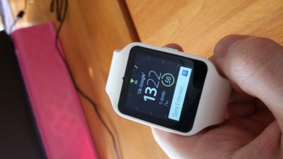 Лот: 5076787. Фото: 1. Смарт-часы Sony SmartWatch 3. Смарт-часы, фитнес-браслеты, аксессуары