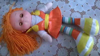 Лот: 6250992. Фото: 1. Кукла поющая. Куклы и аксессуары