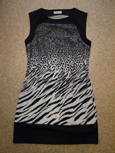 Лот: 3146812. Фото: 1. Коротенькое платье!!!. Платья