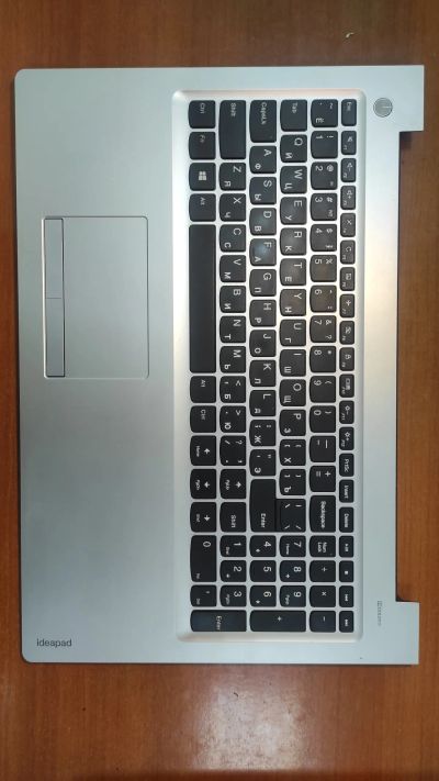 Лот: 21256070. Фото: 1. Топкейс (Palmrest) с клавиатурой... Другое (комплектующие)