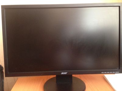 Лот: 19496354. Фото: 1. Монитор Acer V223hql. ЖК-мониторы