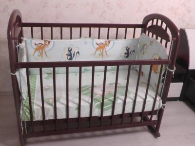 Лот: 5008757. Фото: 1. кроватка+матрас+бортики. Детские кровати и кроватки